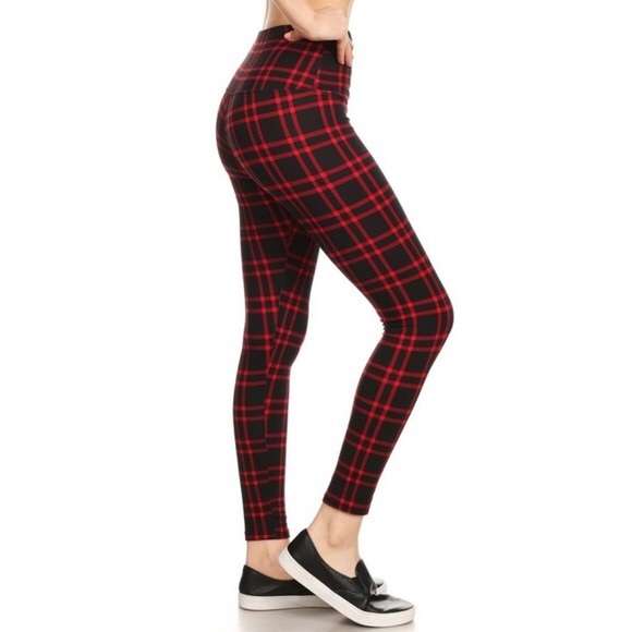Super Soft Black red plaid fleece lined leggings - Picture 2 of 4